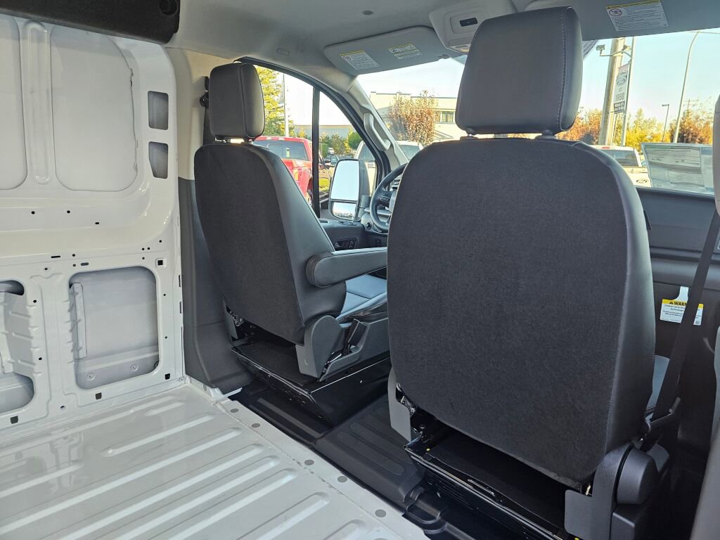 New 2026 Ford Transit 250 Low Roof image 9
