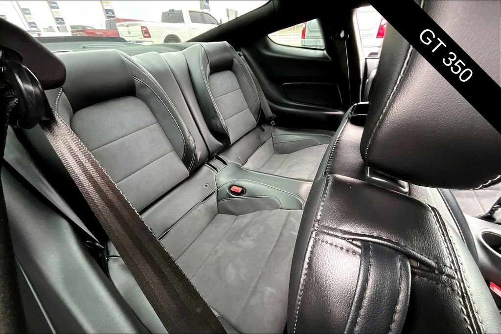Used 2020 Ford Mustang Shelby GT350 w/ Technology Package image 23