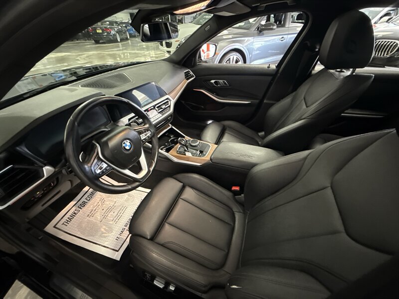 Used 2020 BMW 330i Sedan w/ Convenience Package RWD image 16