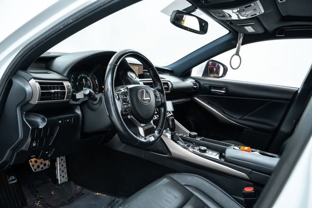 Used 2016 Lexus IS 200t RWD image 15