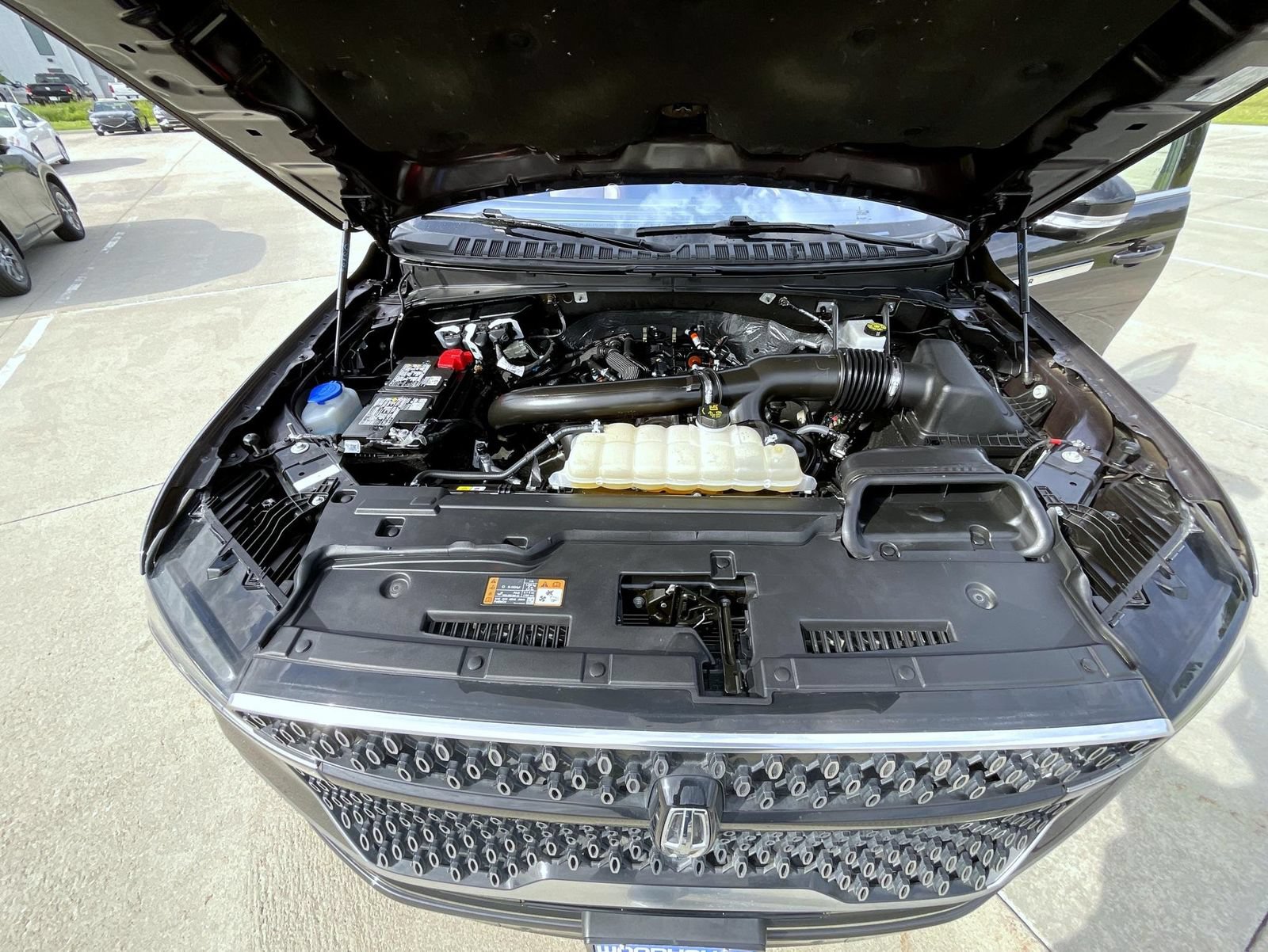 Used 2025 Lincoln Navigator Reserve AWD/4WD image 26