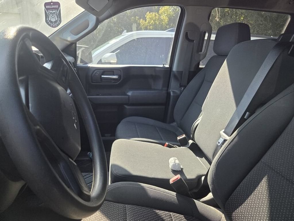 Used 2020 Chevrolet Silverado 1500 Custom Trail Boss w/ Custom Convenience Package AWD/4WD image 4