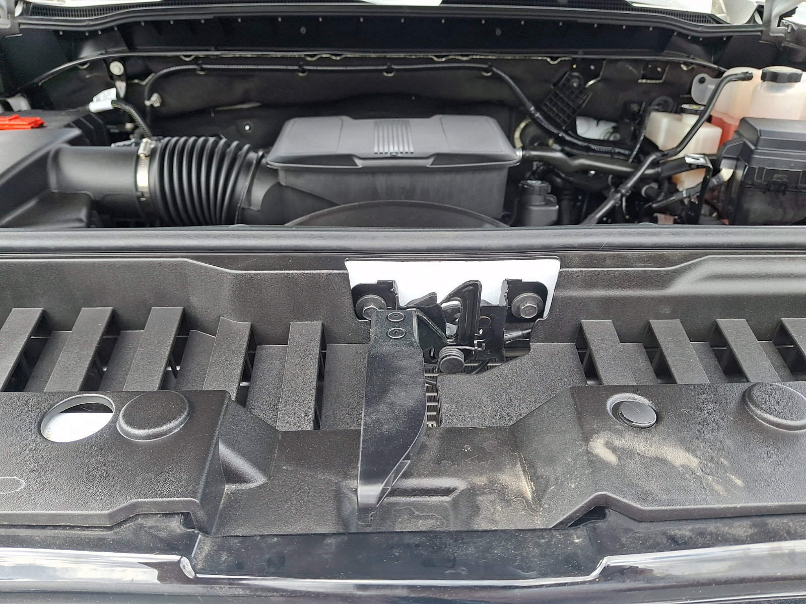 Certified 2024 Chevrolet Silverado 2500 LTZ w/ LTZ Convenience Package AWD/4WD image 28