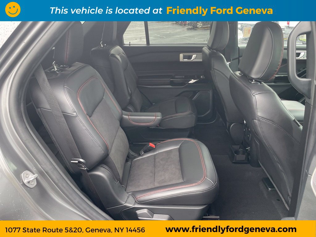 Used 2023 Ford Explorer ST-Line w/ Class IV Trailer Tow Package AWD/4WD image 30
