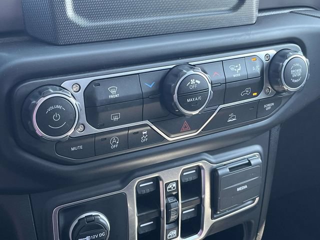 Used 2023 Jeep Gladiator Sport AWD/4WD image 30