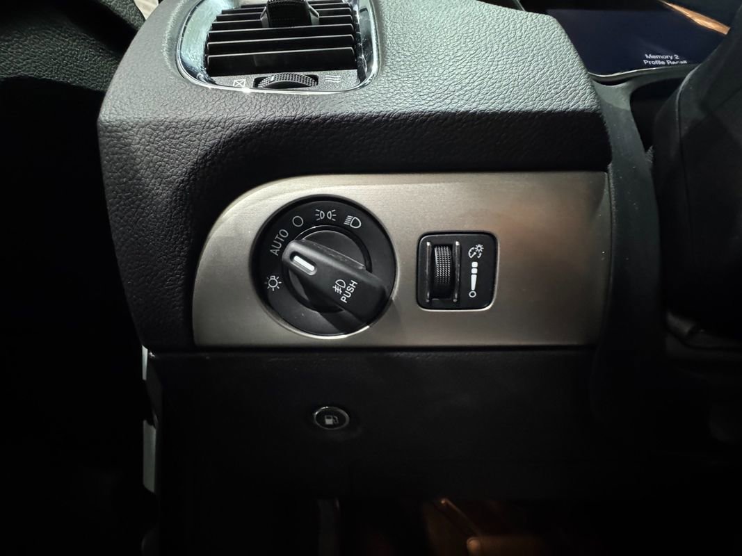 Used 2017 Dodge Durango GT w/ Premium Group image 27