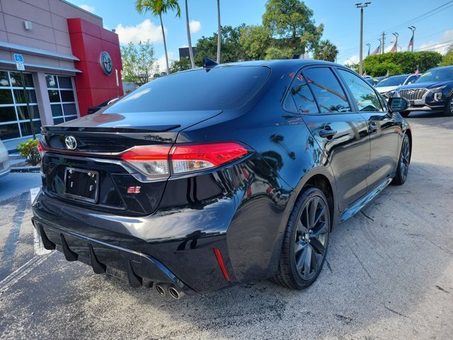 Used 2024 Toyota Corolla SE w/ SE Premium Package FWD image 7