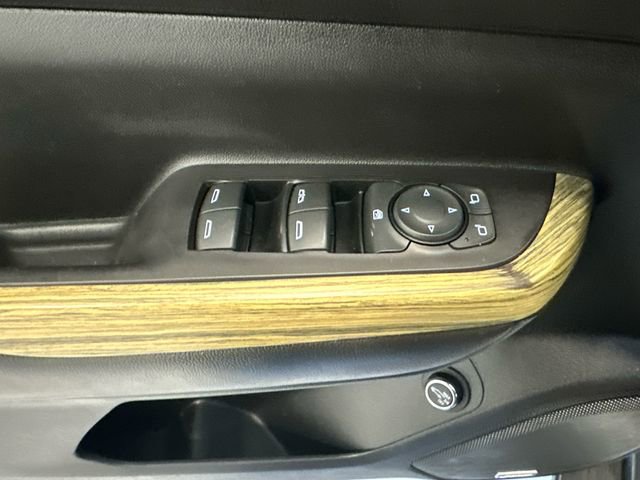 Used 2019 GMC Acadia Denali image 32