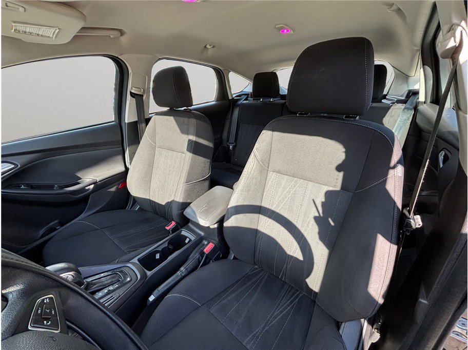 Used 2017 Ford Focus SE image 14