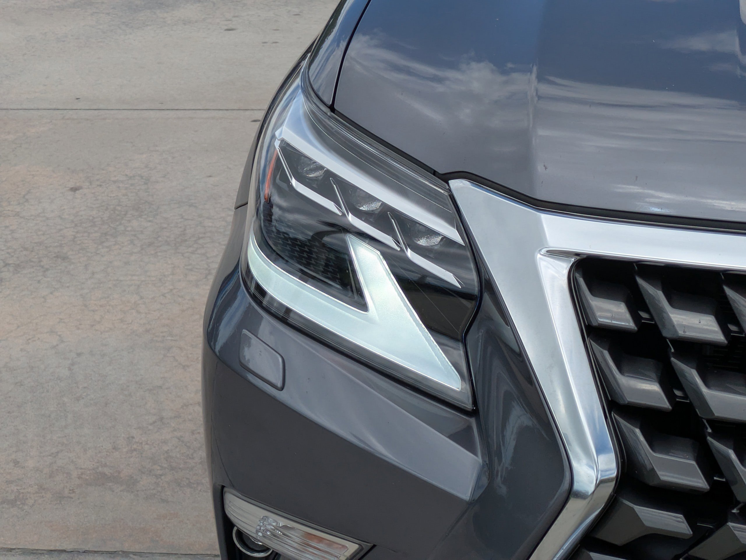 Used 2023 Lexus GX 460 Premium AWD/4WD image 7