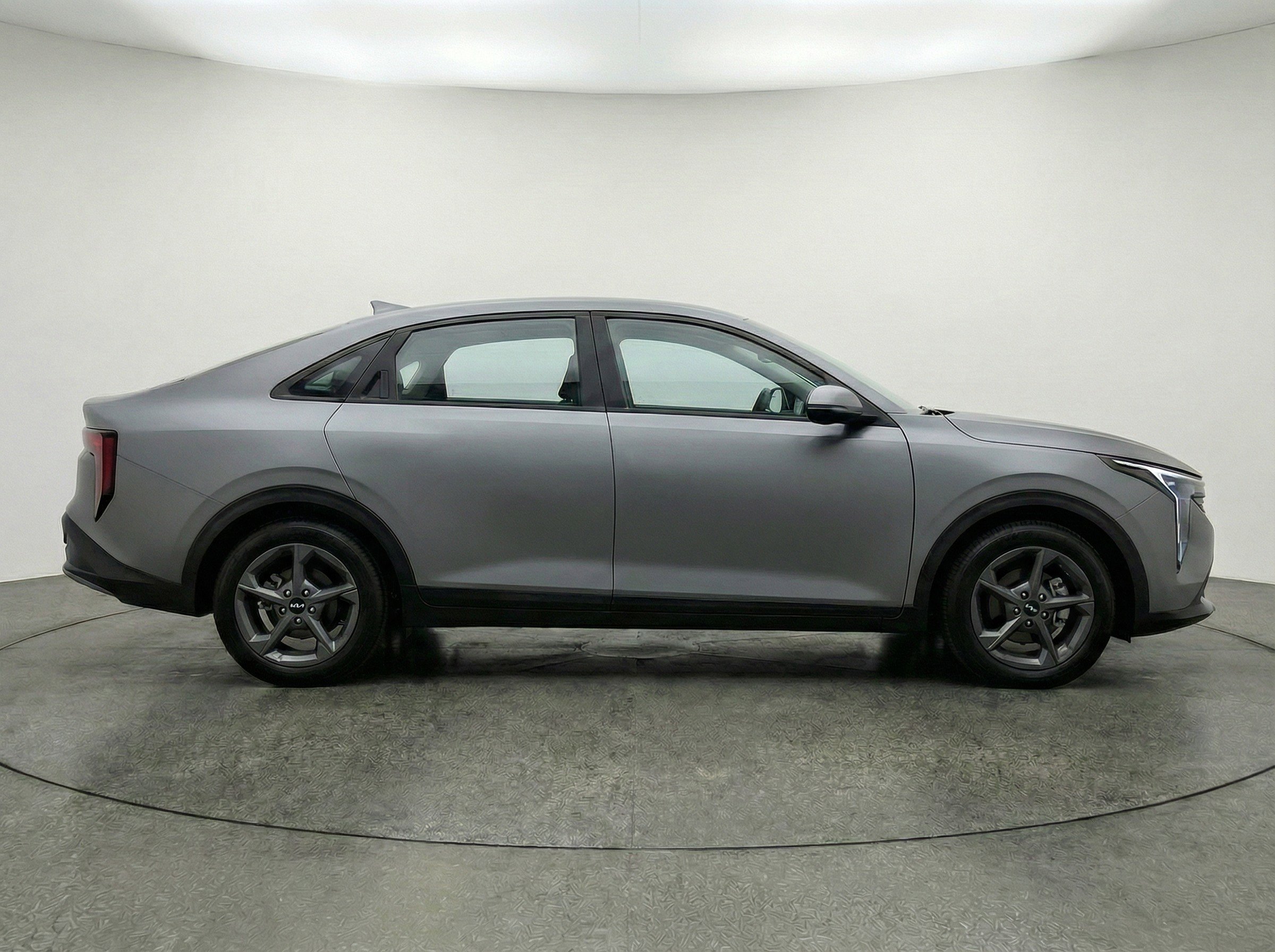 Used 2025 Kia K4 FWD image 11