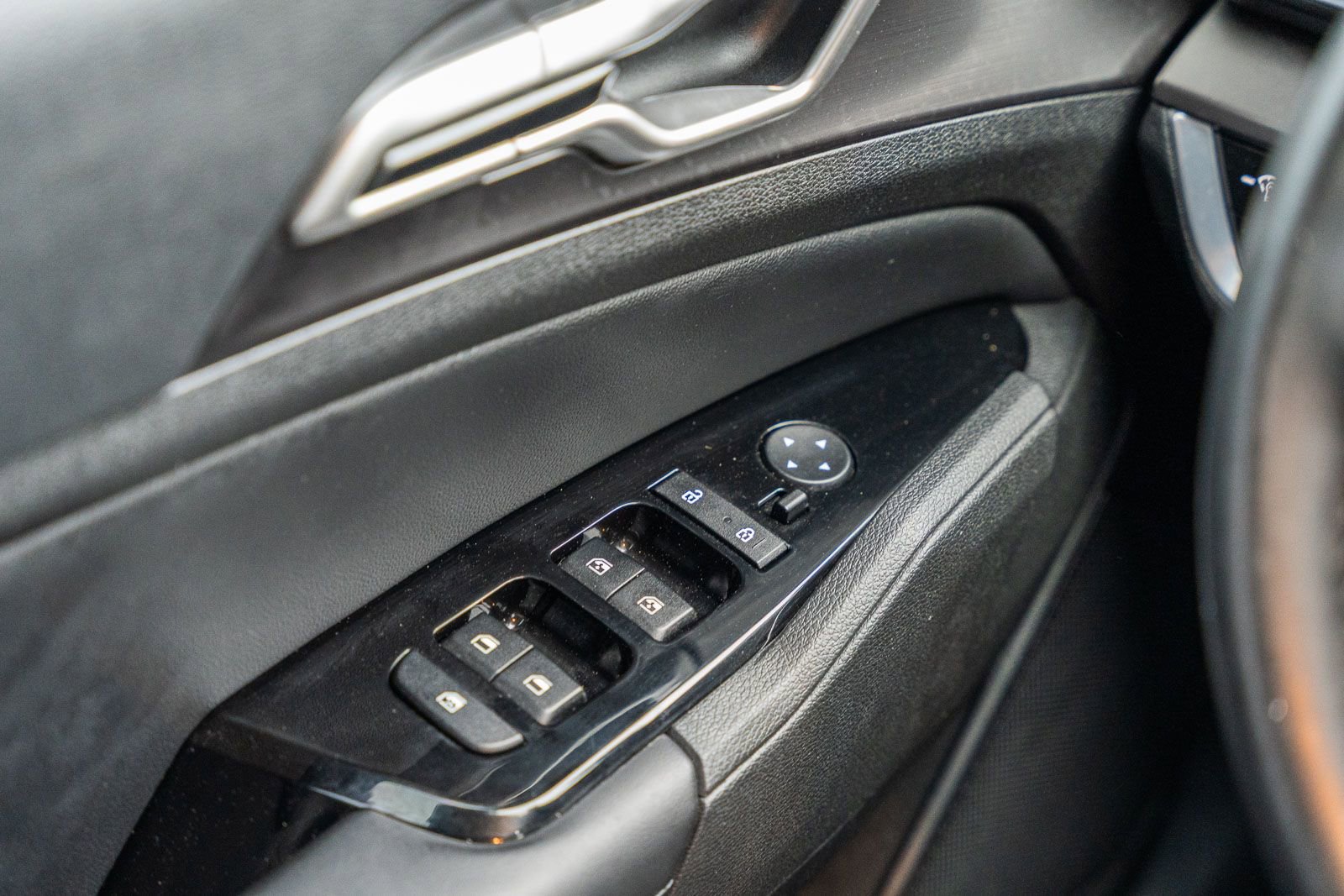 Used 2023 Kia Sportage EX image 25