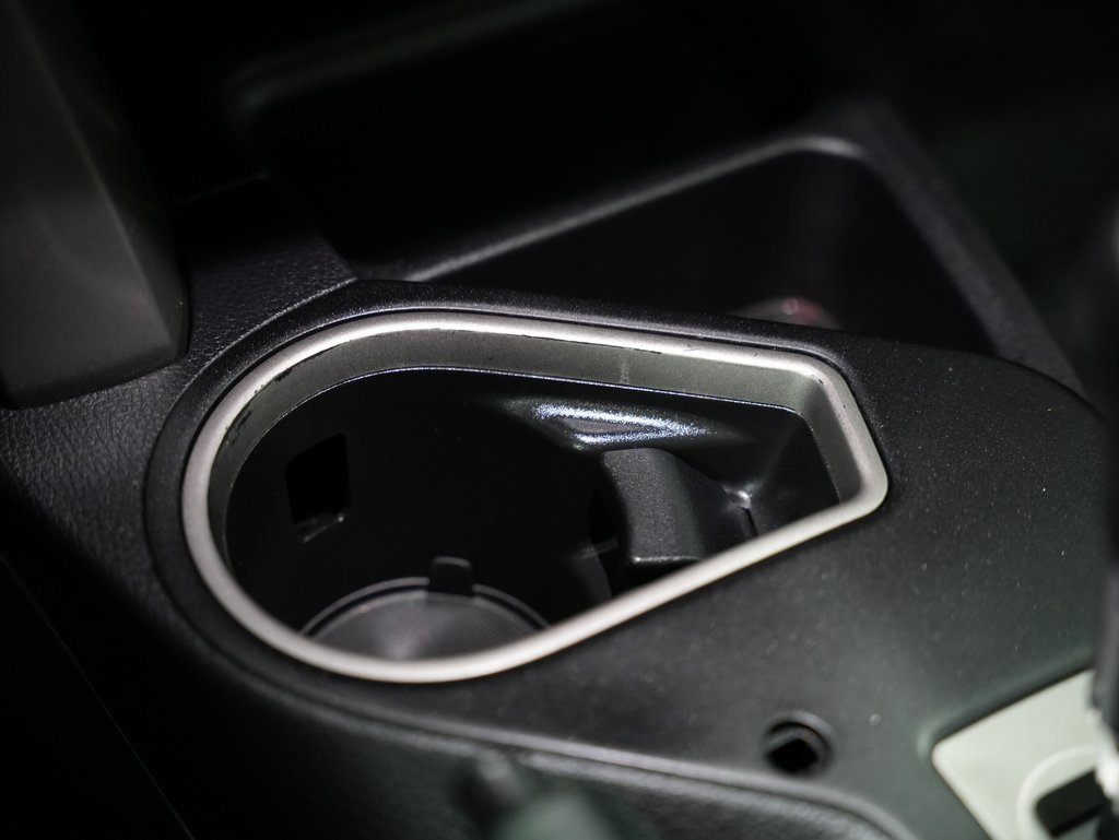 Used 2017 Toyota RAV4 XLE image 31