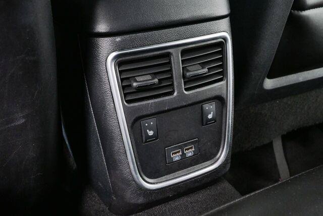 Used 2021 Dodge Charger SXT w/ Leather Interior Group RWD image 20