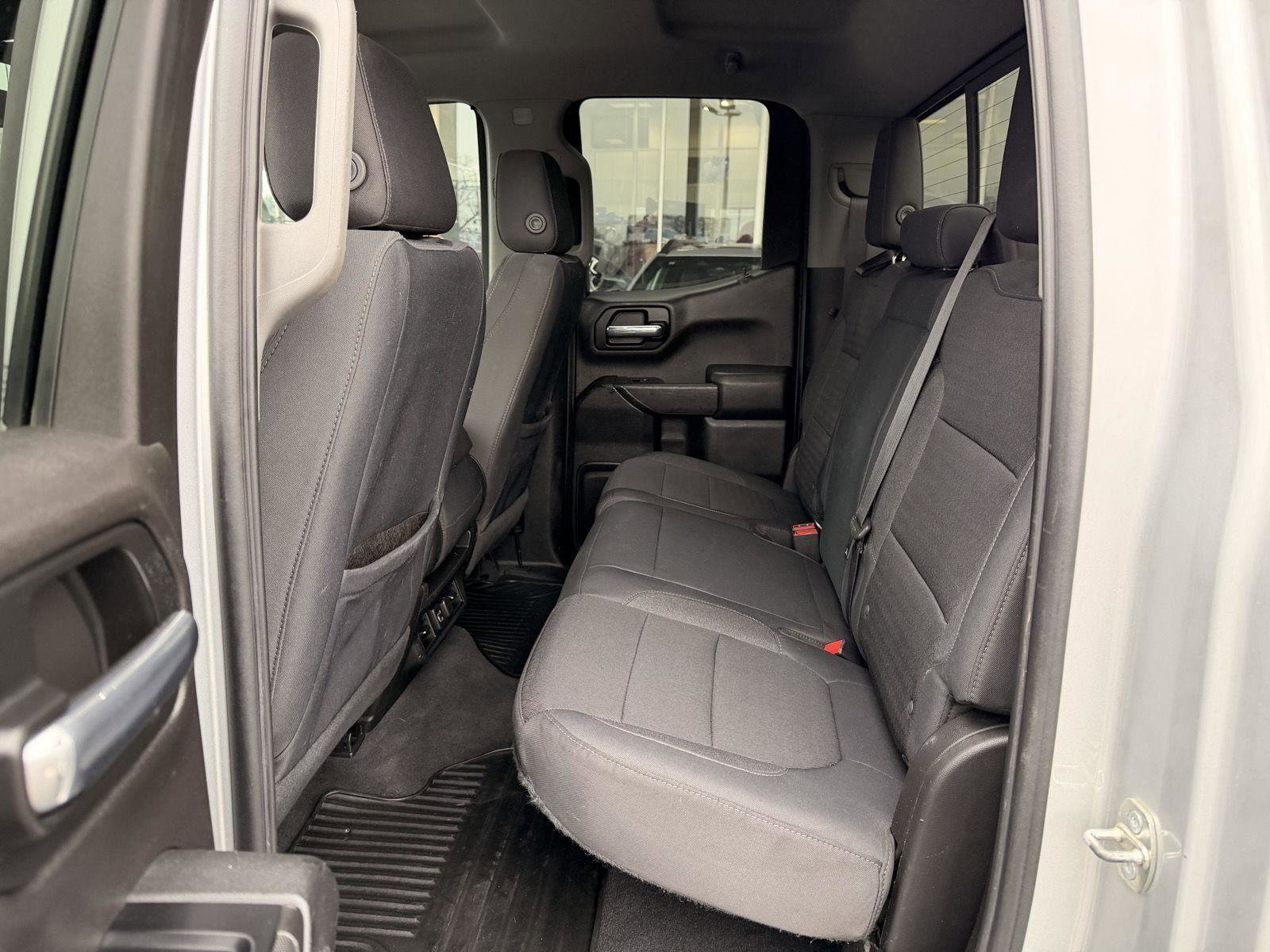 Used 2019 Chevrolet Silverado 1500 LT w/ All-Star Edition AWD/4WD image 29