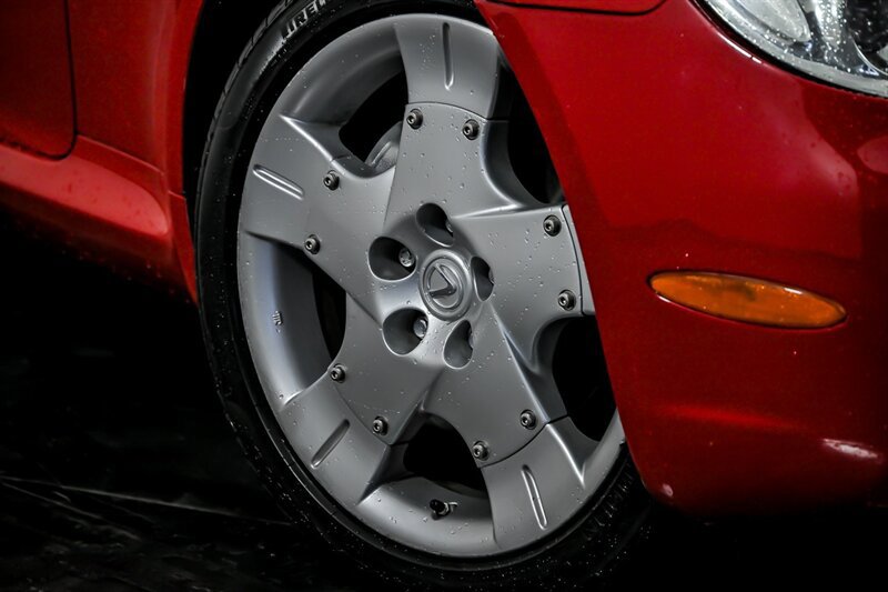 Used 2005 Lexus SC 430 Convertible RWD image 3