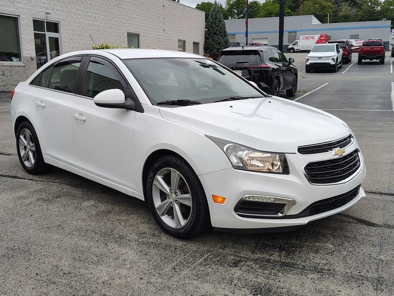 Used 2015 Chevrolet Cruze LT FWD image 4