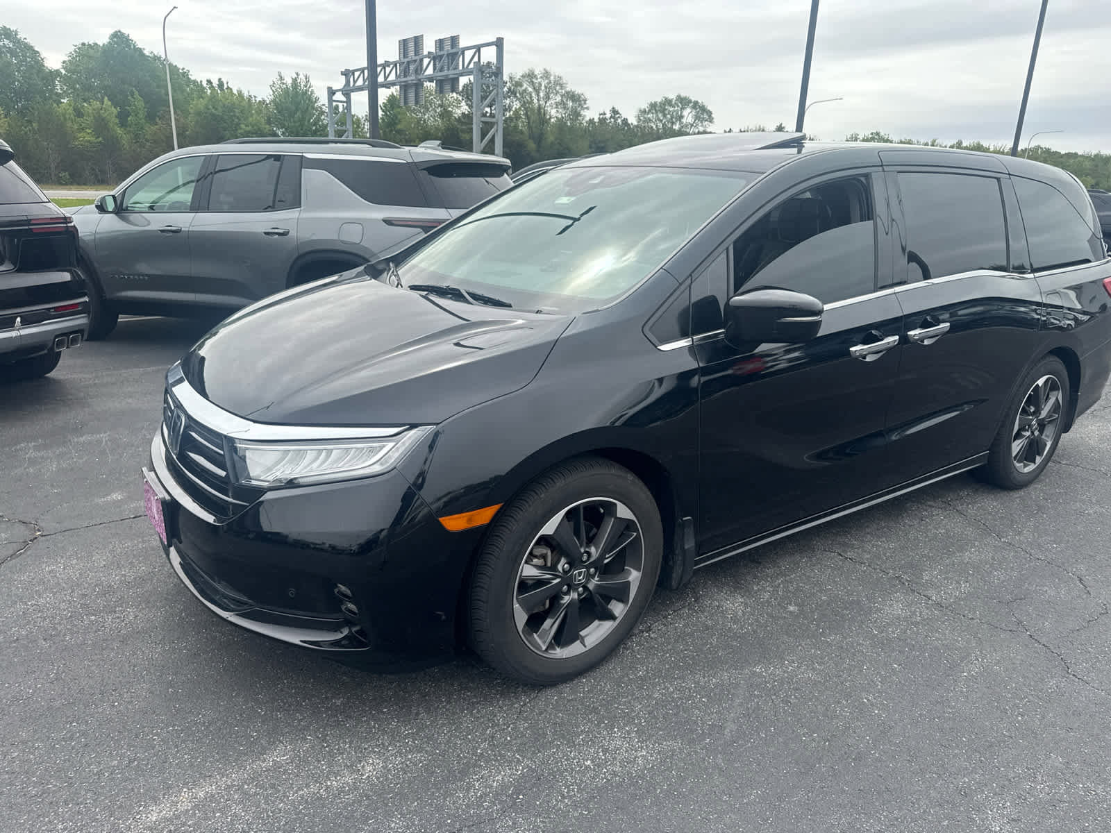 Used 2022 Honda Odyssey Elite image 1