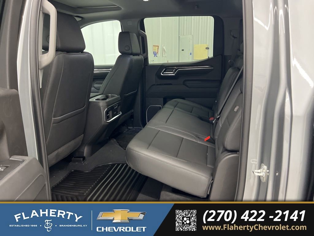 New 2026 Chevrolet Silverado 1500 LTZ w/ LTZ Premium Package AWD/4WD image 11