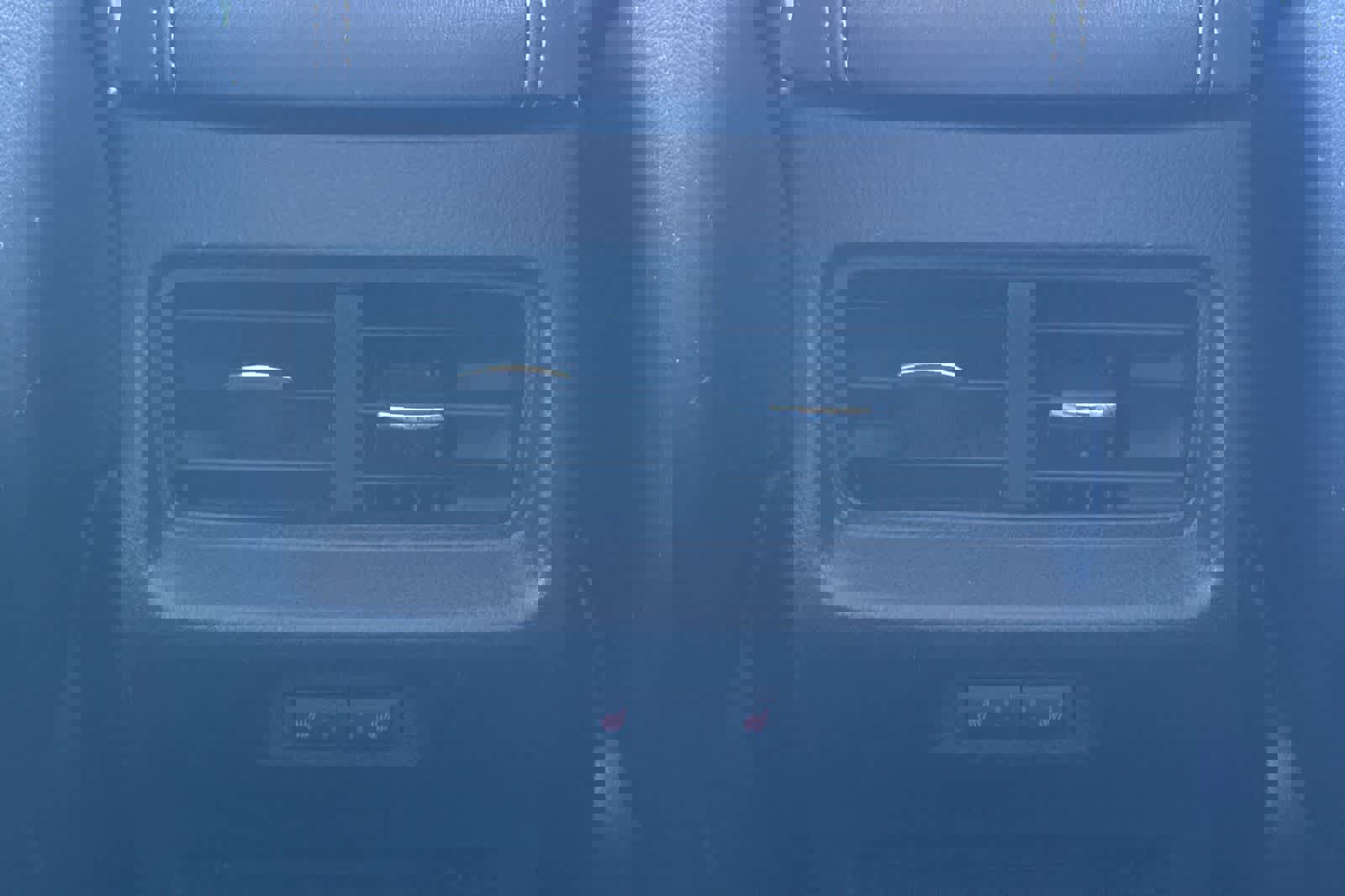 Used 2019 Ford Edge Titanium w/ Equipment Group 301A image 15