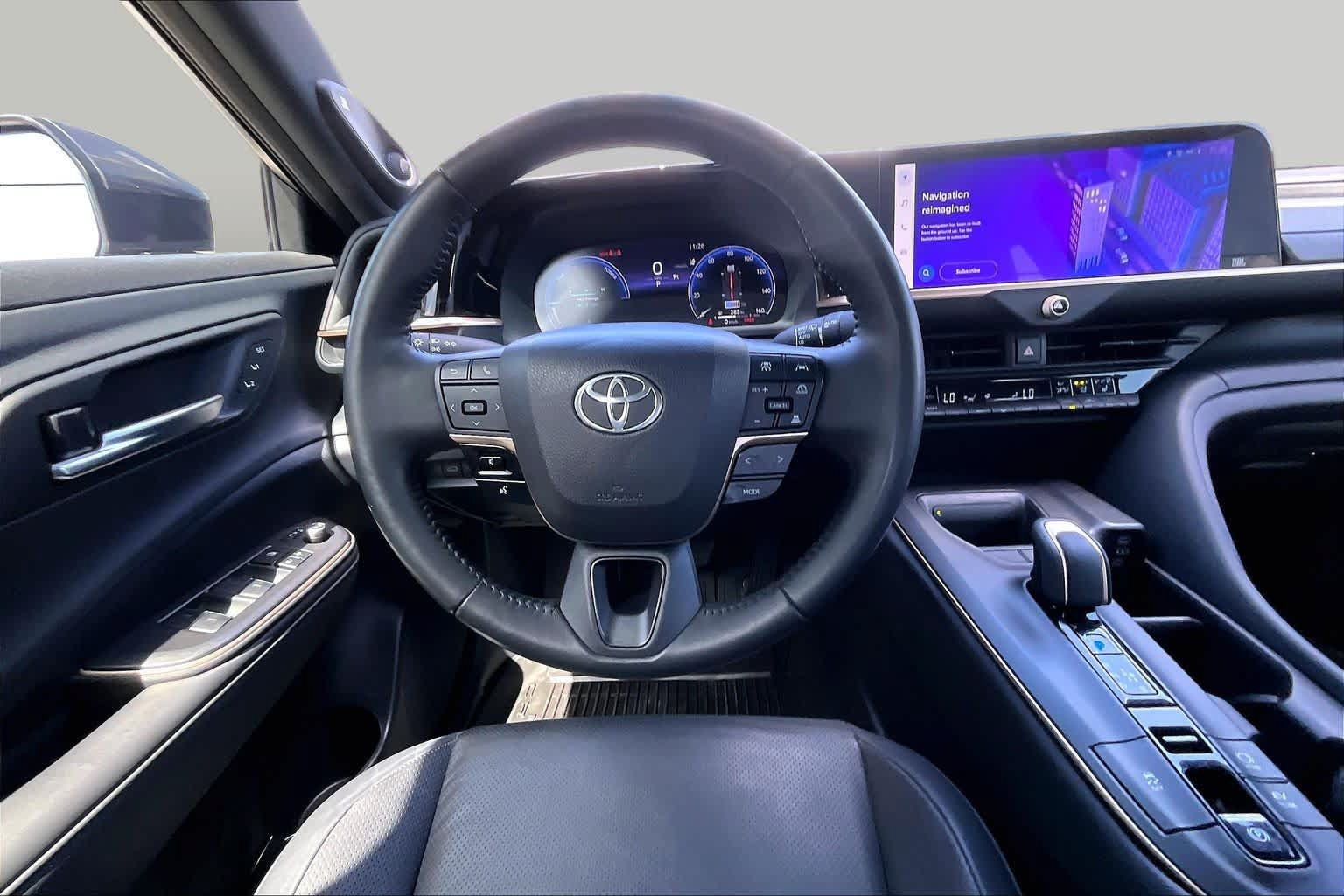 Used 2023 Toyota Crown AWD/4WD image 6