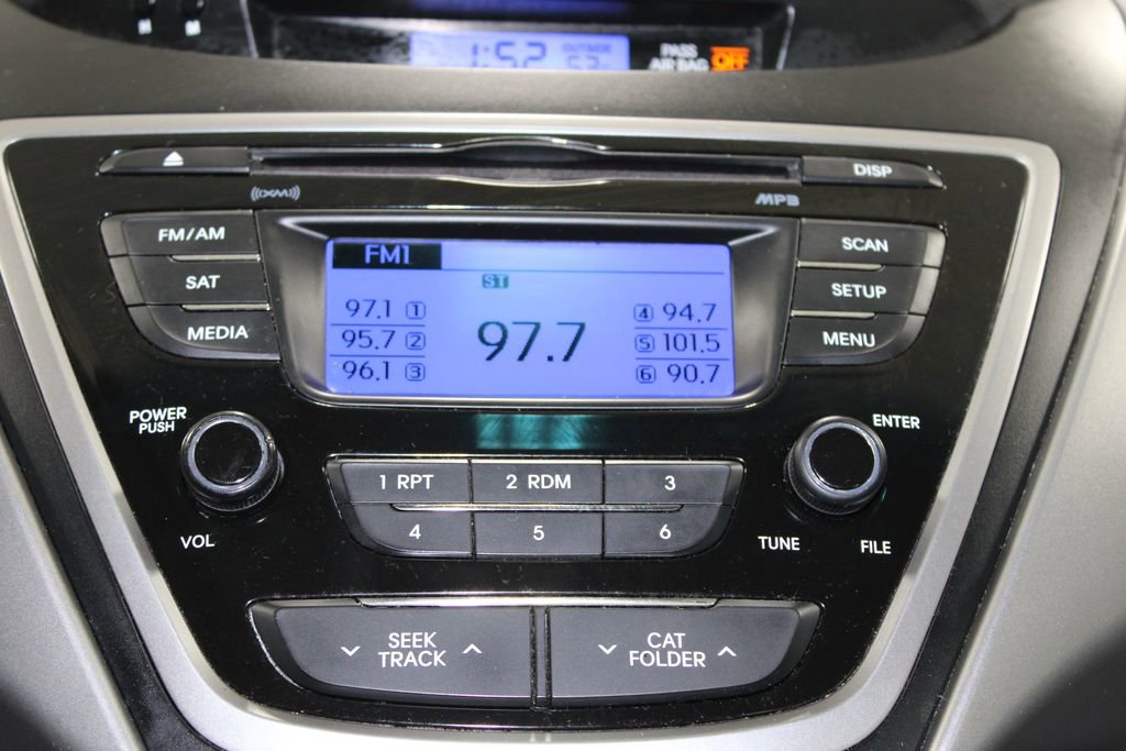 Used 2013 Hyundai Elantra GLS image 40