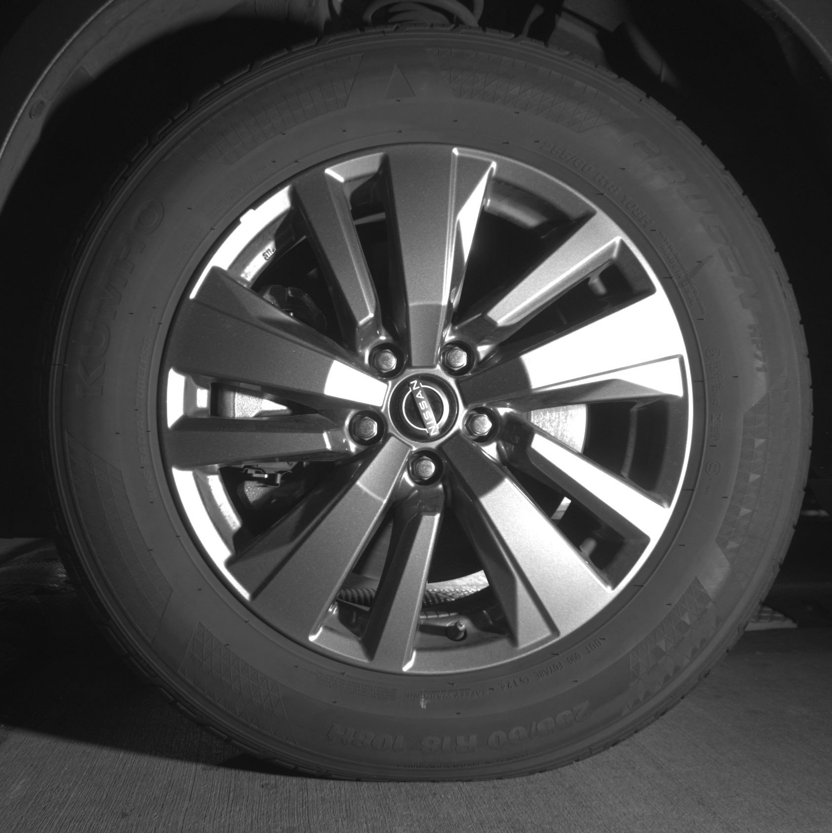 Used 2025 Nissan Pathfinder SV image 12