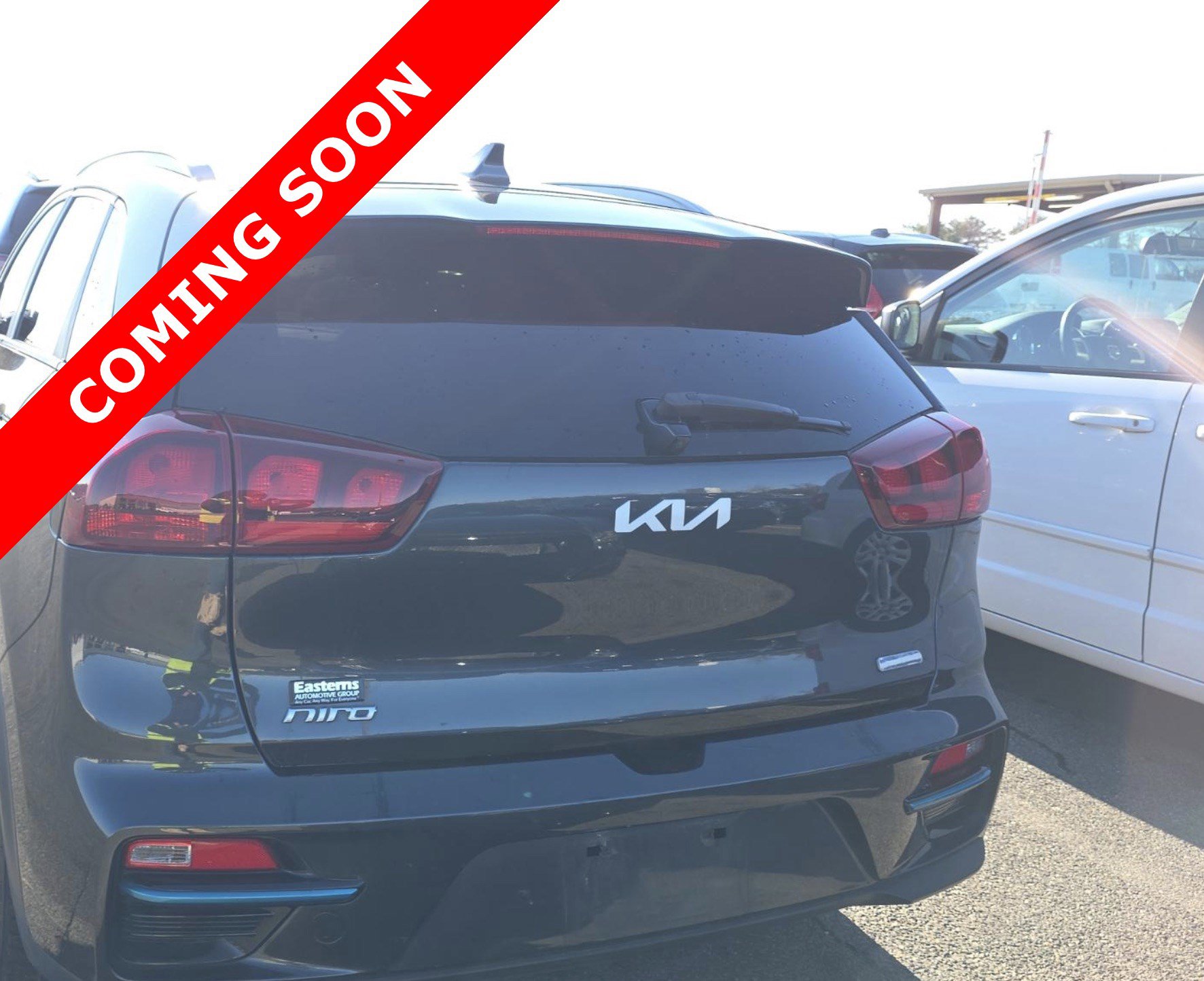 Used 2022 Kia Niro EX w/ Cold Weather Package image 4