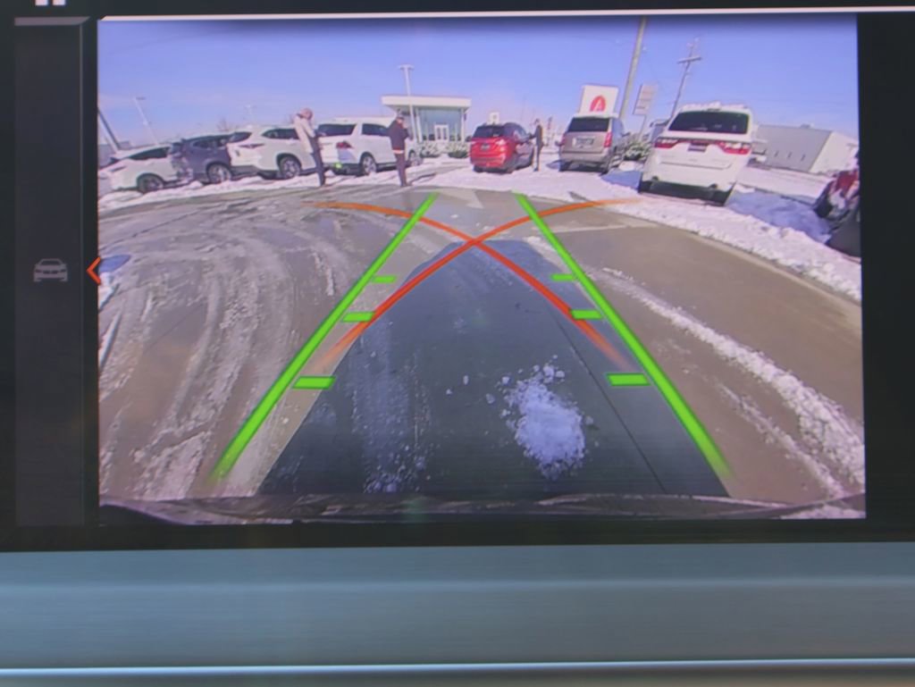 New 2026 Volkswagen Taos SE image 39