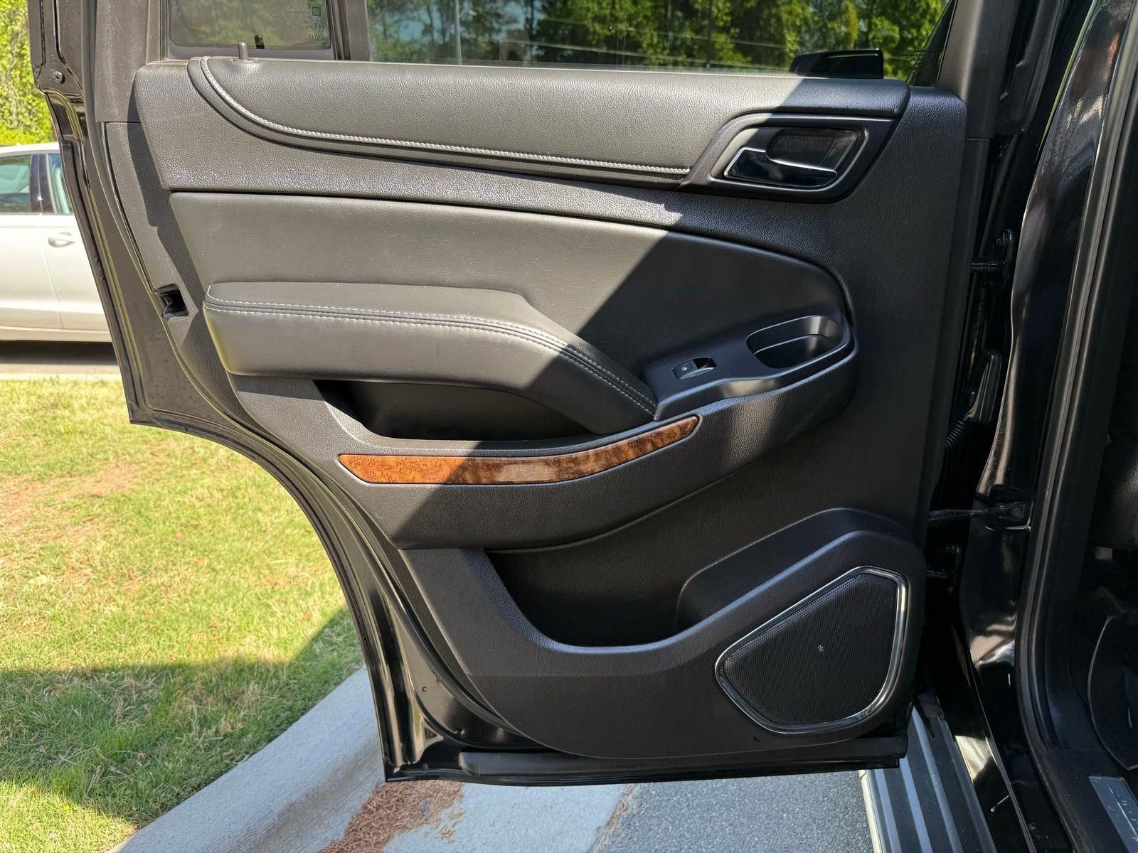 Used 2016 Chevrolet Tahoe LTZ image 30