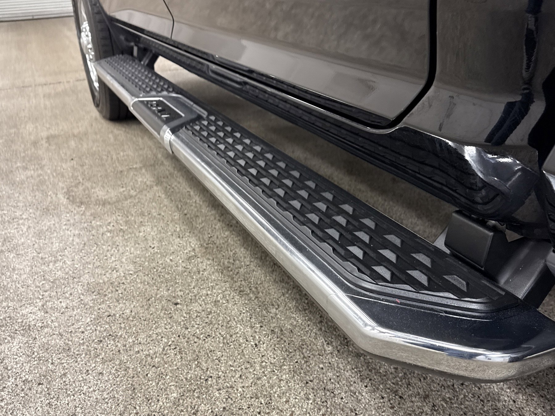 Used 2024 RAM 2500 Big Horn w/ Bed Utility Group image 15