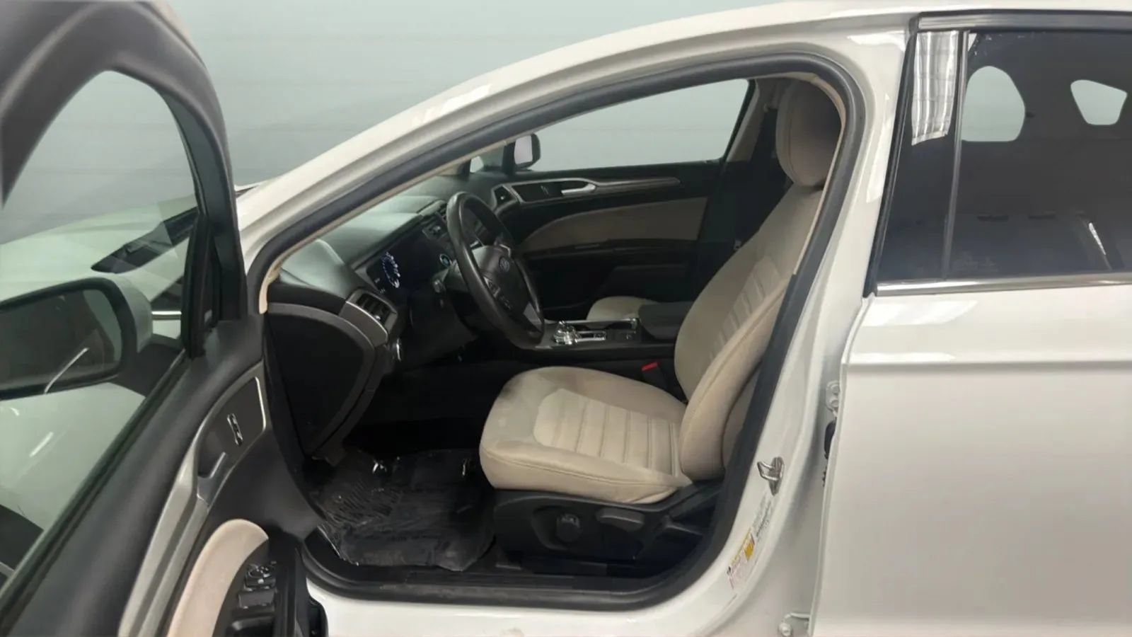 Used 2020 Ford Fusion S FWD image 20