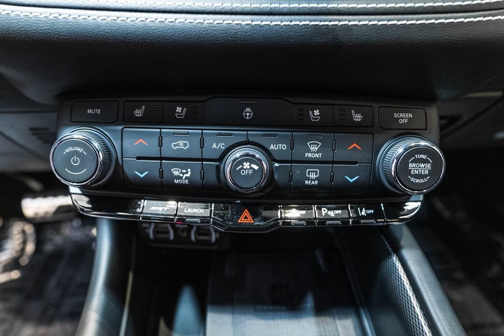 Used 2021 Dodge Durango SRT Hellcat w/ Technology Group AWD/4WD image 29