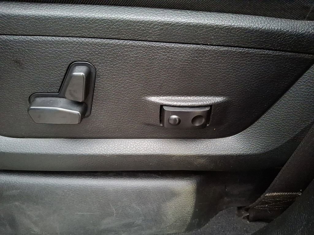 Used 2022 RAM 3500 Laramie image 7