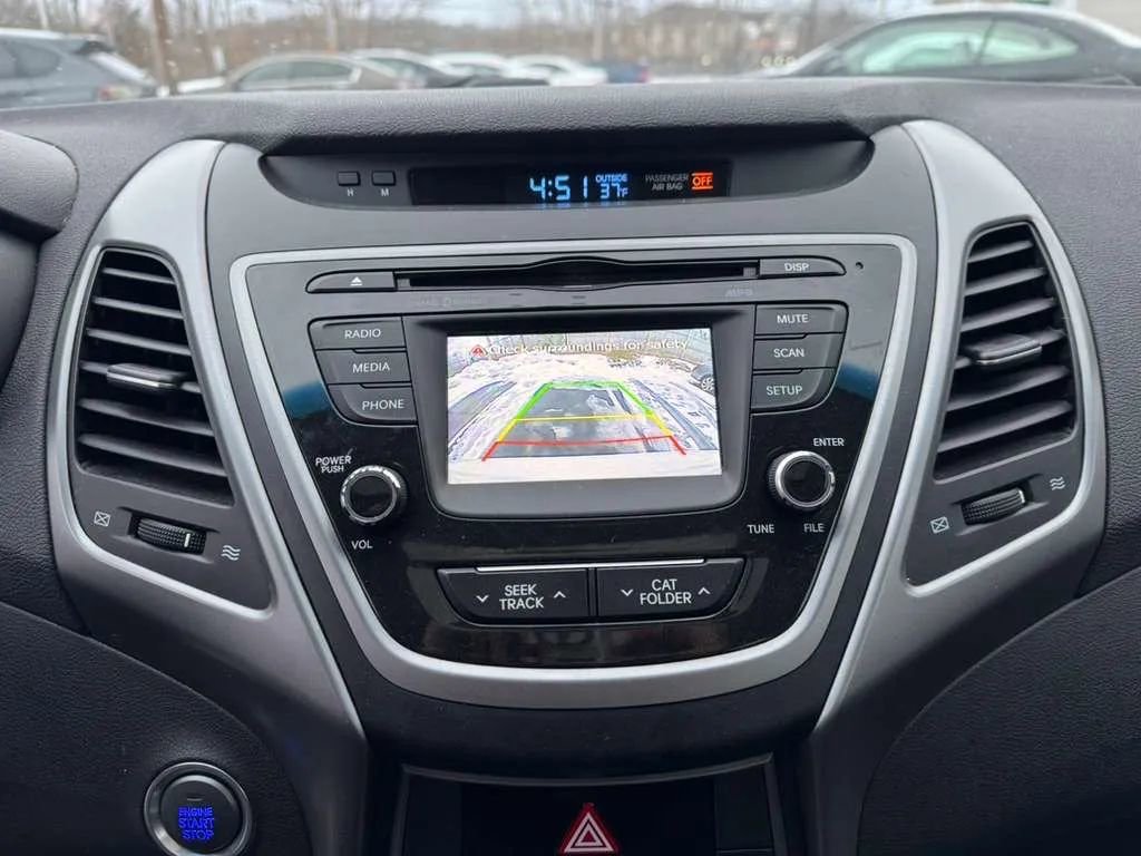 Used 2016 Hyundai Elantra Value Edition image 18