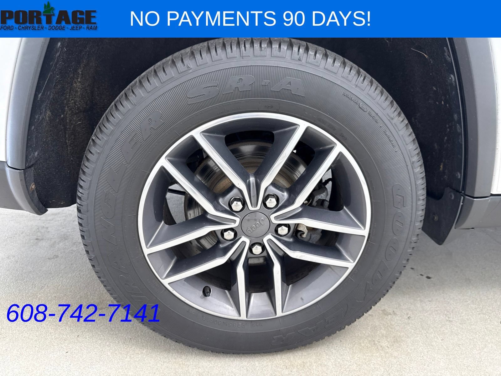 Used 2019 Jeep Grand Cherokee Limited w/ Trailer Tow Group IV AWD/4WD image 39