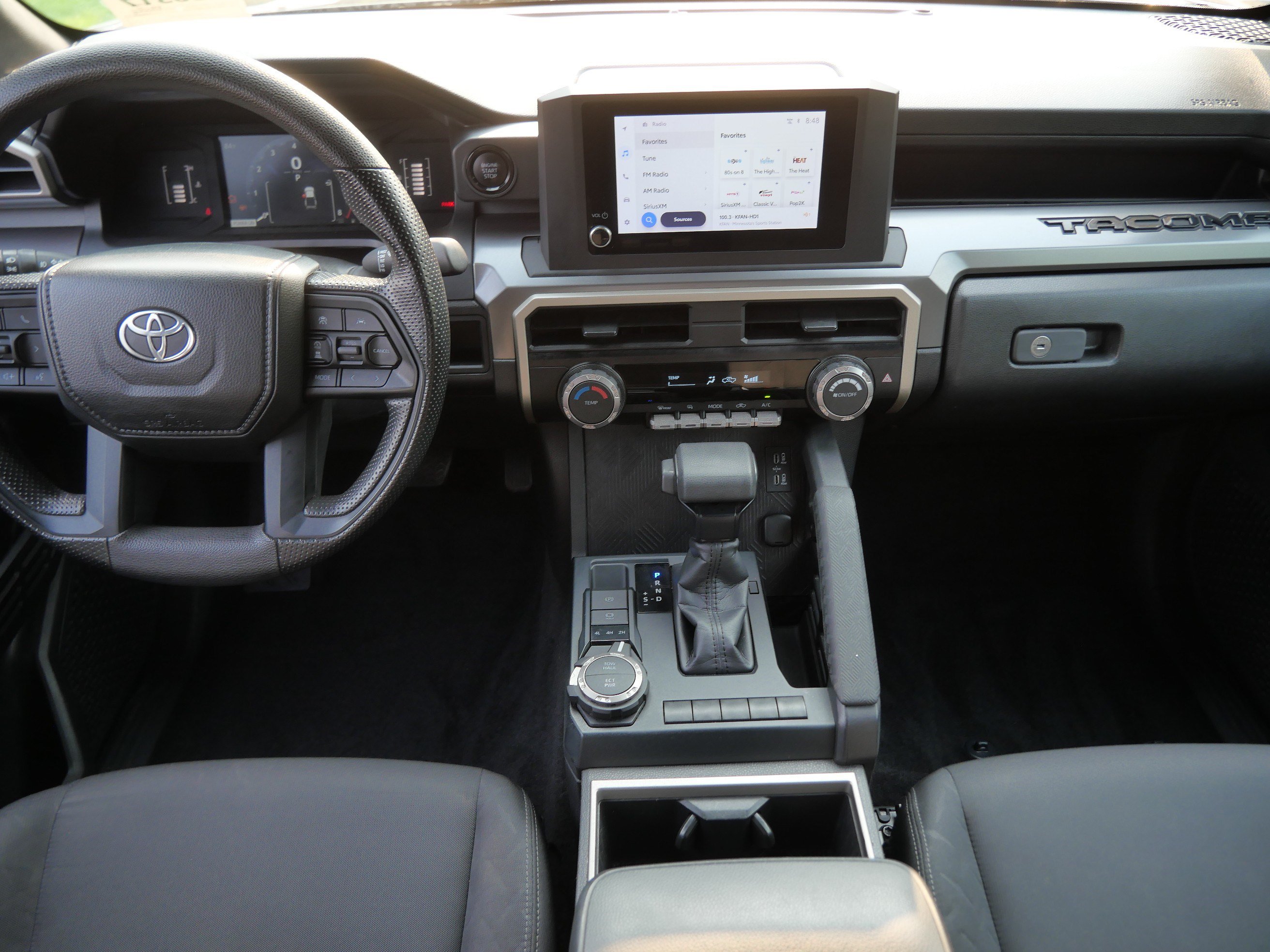 Certified 2024 Toyota Tacoma SR5 AWD/4WD image 11