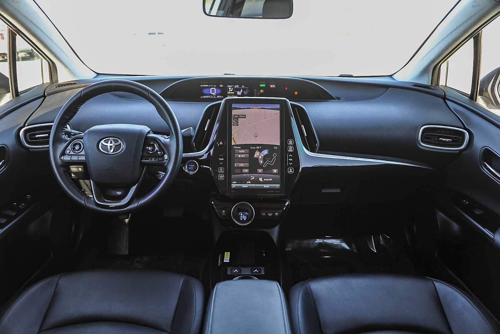 Used 2021 Toyota Prius Prime XLE image 12