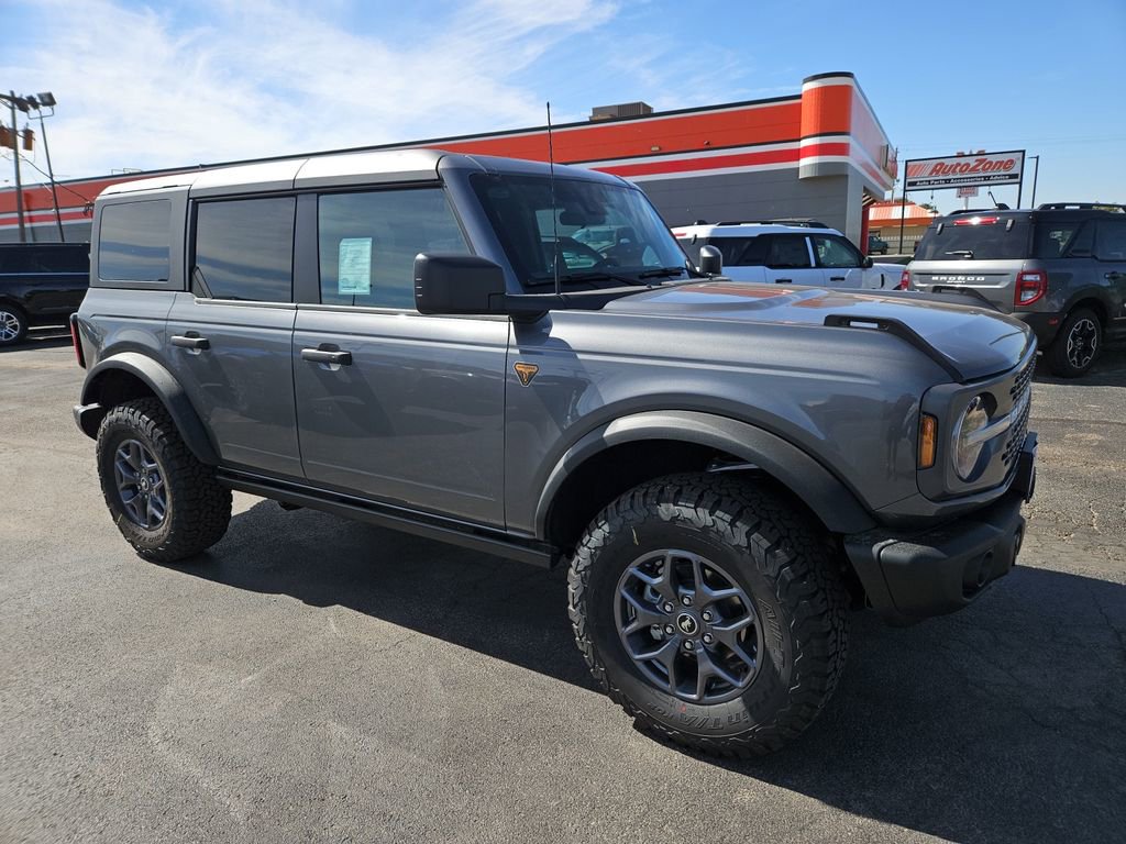 New 2025 Ford Bronco Badlands video 1