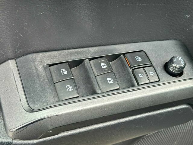 Used 2023 Toyota Tacoma TRD Off-Road AWD/4WD image 12
