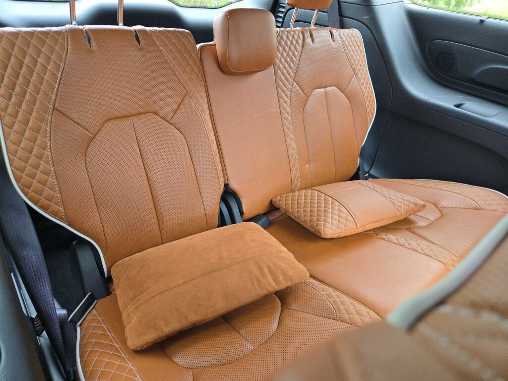 Certified 2024 Chrysler Pacifica Pinnacle FWD image 9