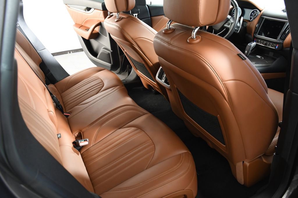 Used 2021 Maserati Levante S image 22