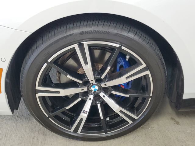 Used 2025 BMW 530i w/ M Sport Package image 9