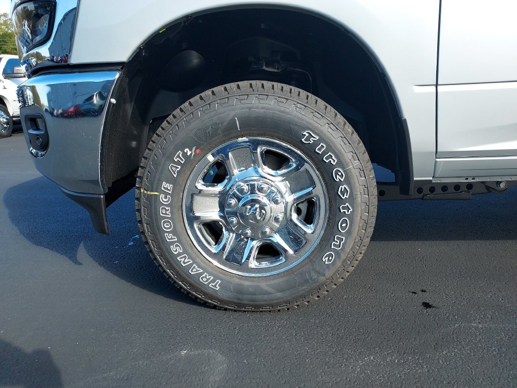 New 2027 RAM 3500 Tradesman AWD/4WD image 10