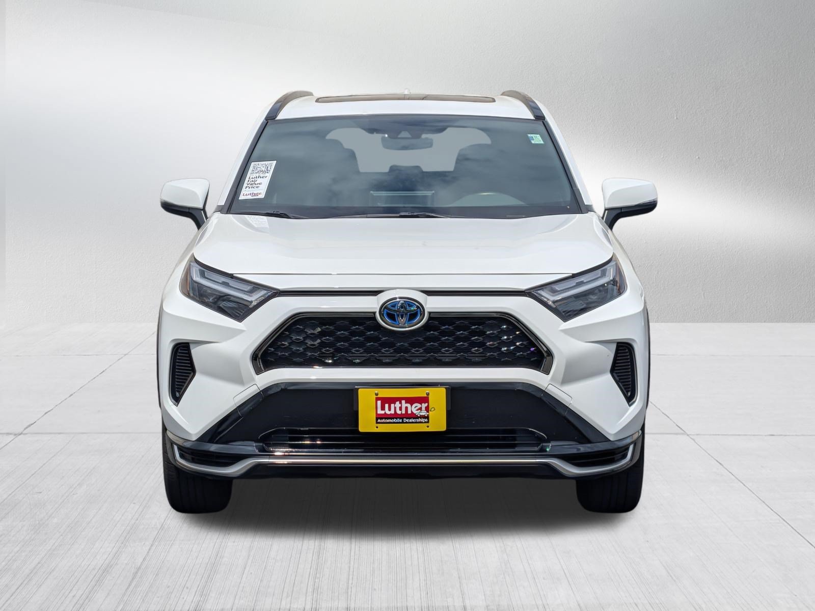 Used 2023 Toyota RAV4 SE w/ Weather & Moonroof Package AWD/4WD image 2