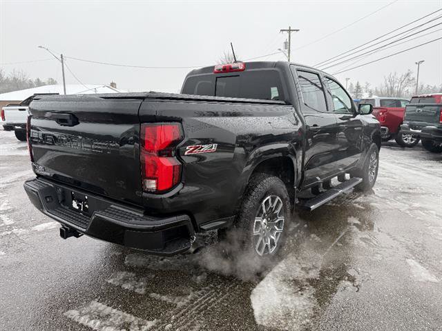 Used 2024 Chevrolet Colorado Z71 w/ Advanced Trailering Package AWD/4WD image 7