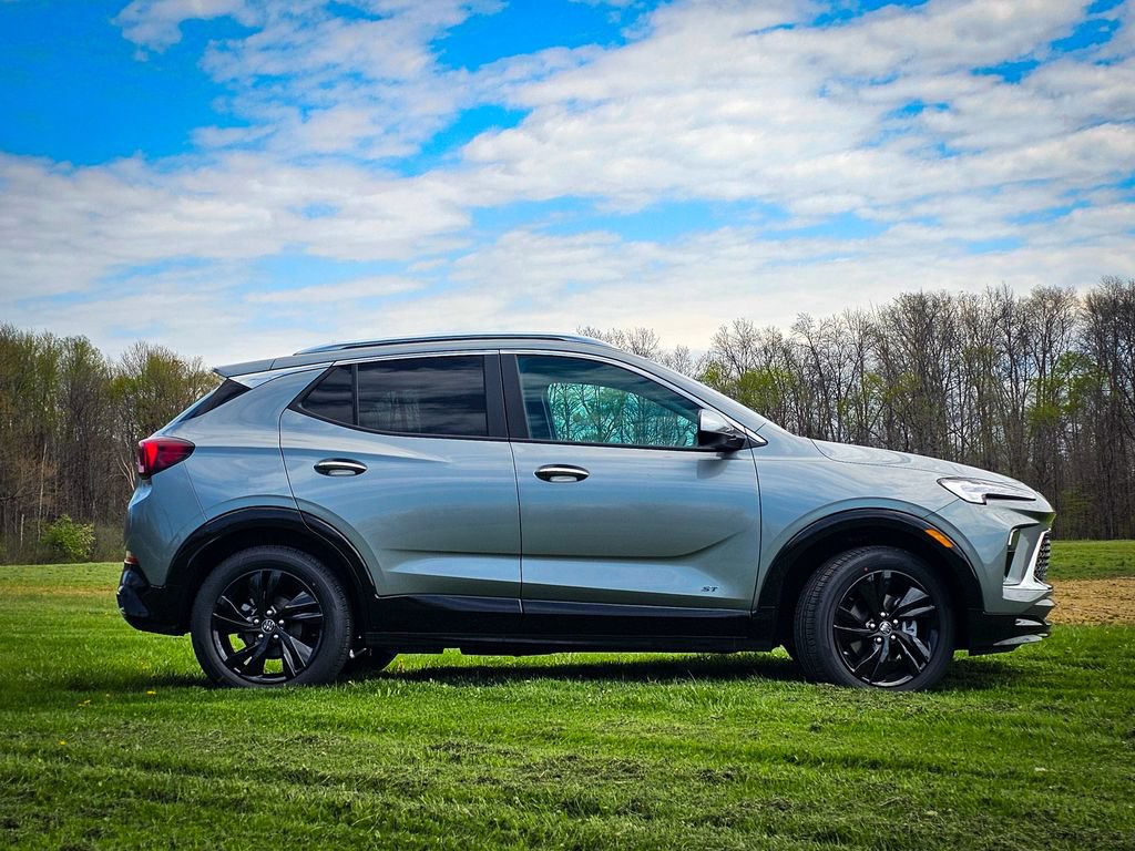 New 2026 Buick Encore GX Sport Touring w/ Comfort Package AWD/4WD image 2