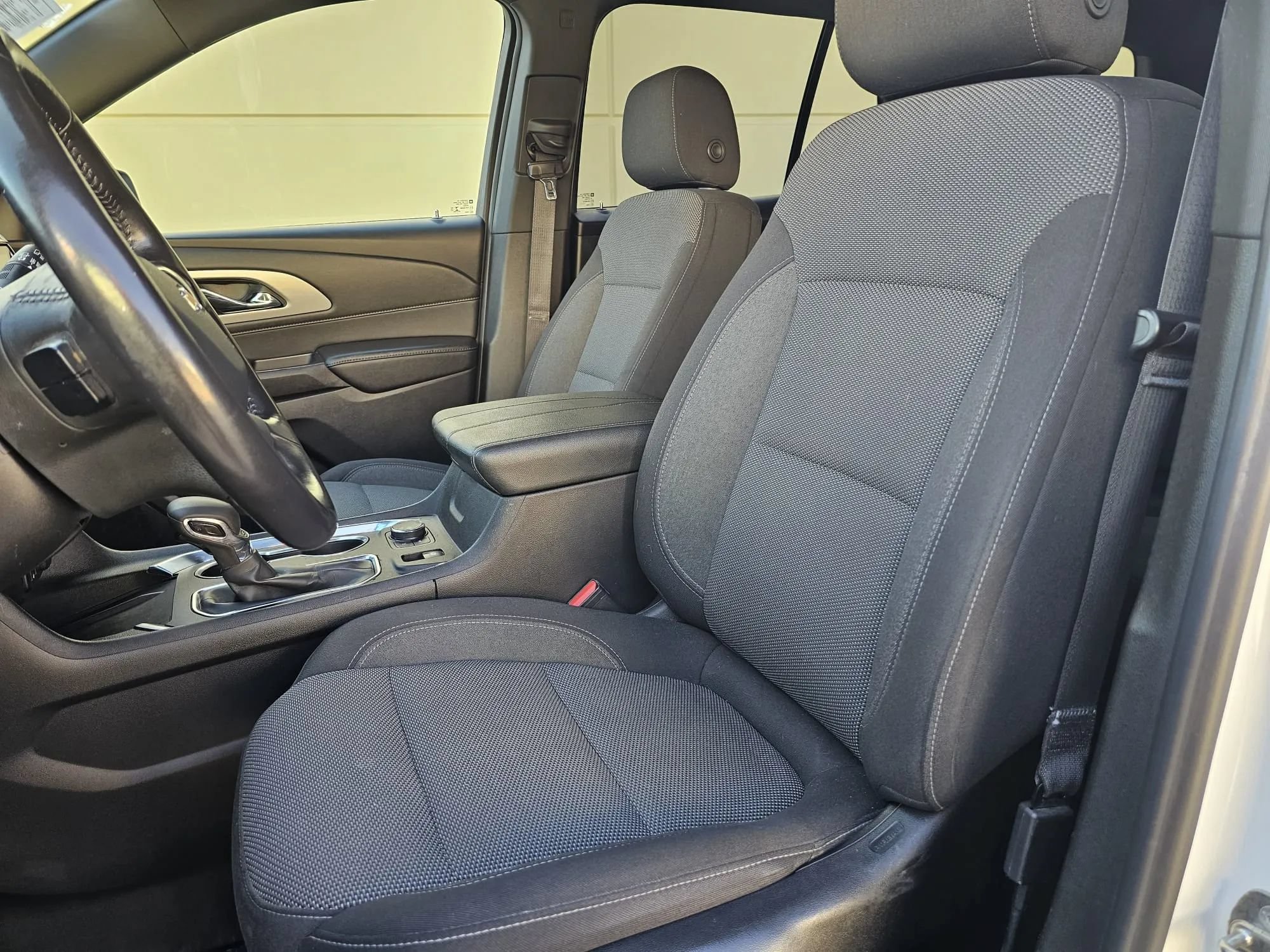 Used 2022 Chevrolet Traverse LT AWD/4WD image 12