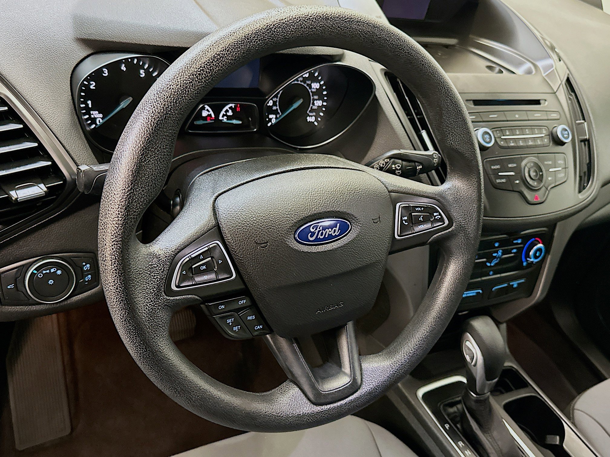 Used 2018 Ford Escape S image 18