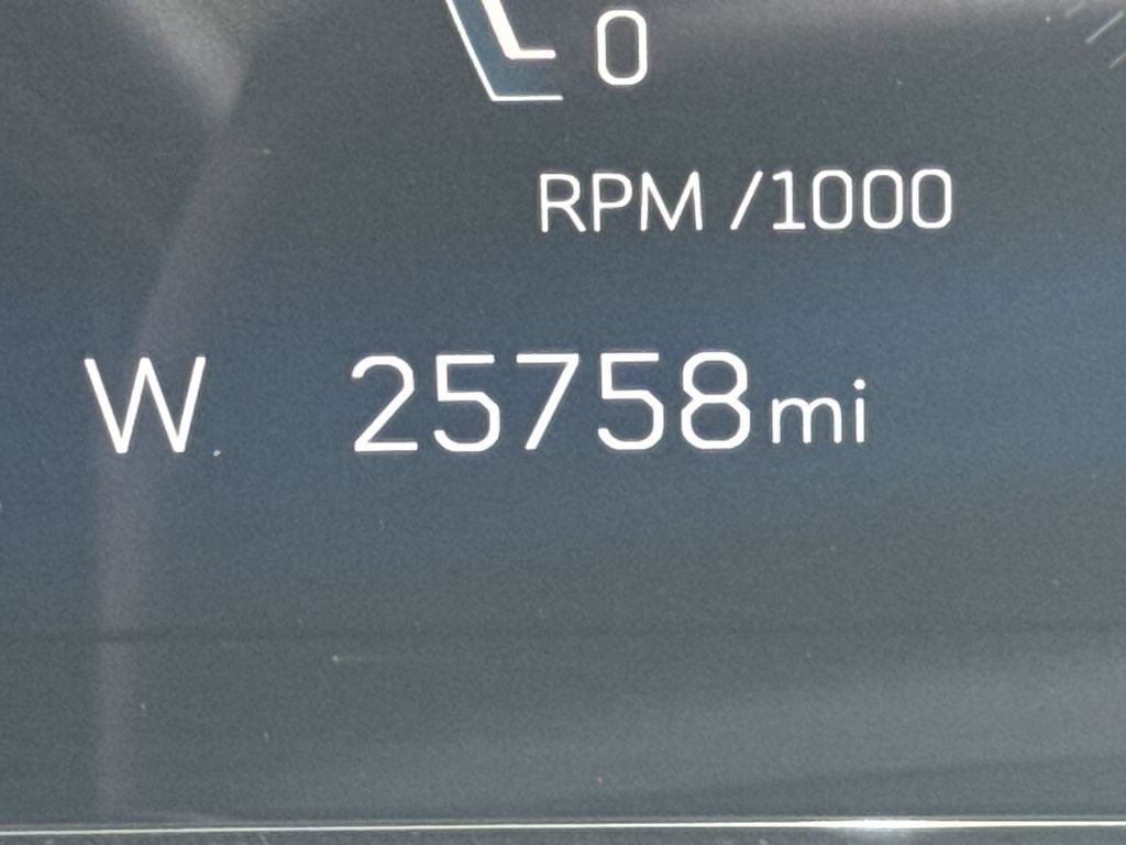 Used 2025 Cadillac XT4 Premium Luxury AWD/4WD image 27